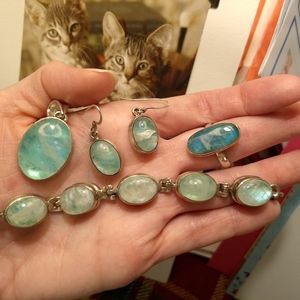 Thrilled with my new married "set" ♥️